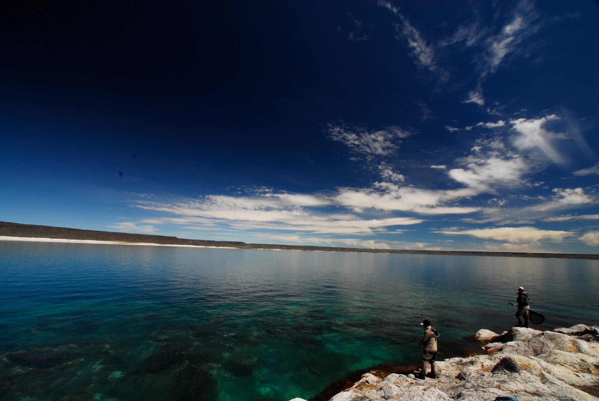LAGO STROBEL Peacock Fly Trips